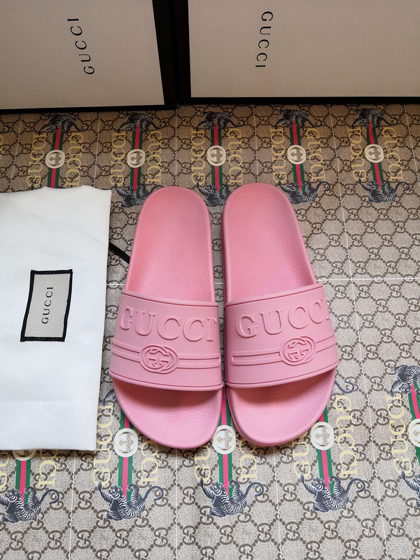 Gucci Slippers Men 054