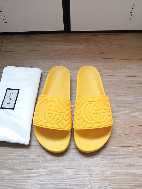 Gucci Slippers Men 064