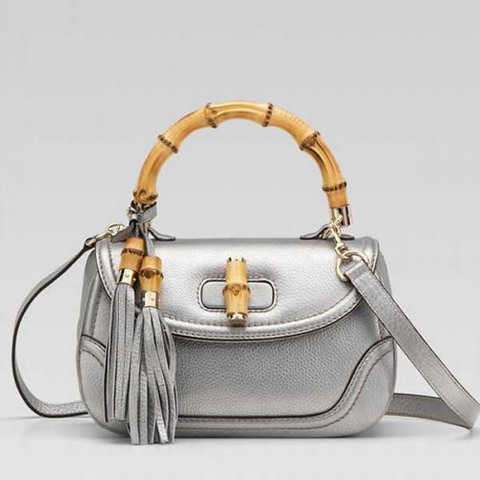 Bambù Gucci New Media Top Handle Bag 254884 in argento metallizz