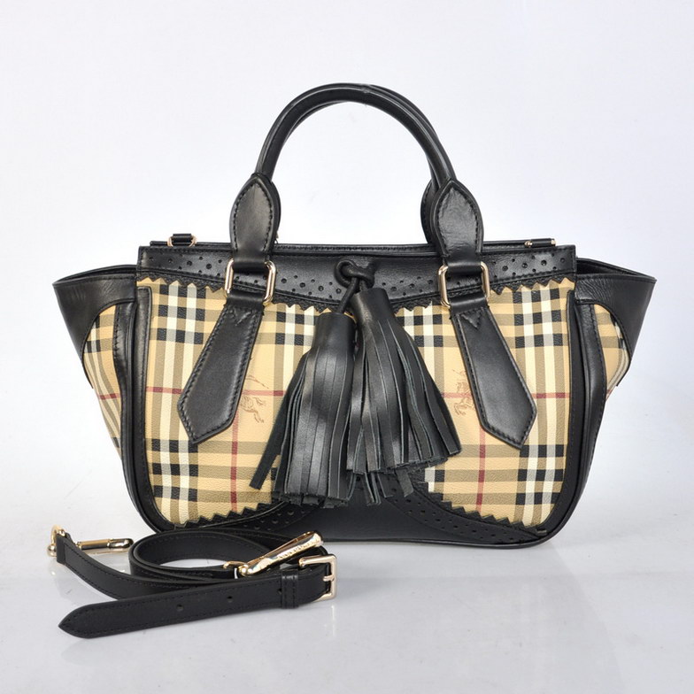 Burberry Outlet Burberry Donna Moda Borse beige e nero GR2