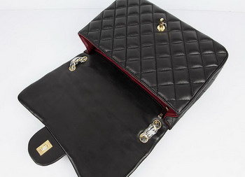 Chanel Jumbo Lambskin Quilted Flap Bag A58600 Black