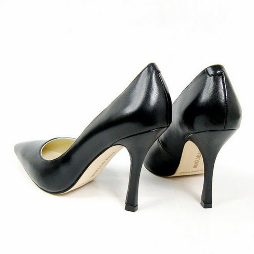 Manolo Blahnik Leather Pump