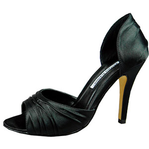 Manolo Blahnik classic Satin pumps black