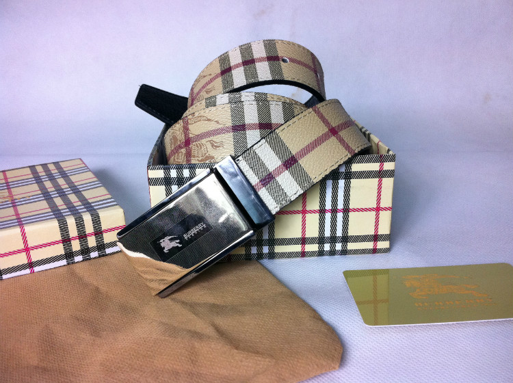 Burberry Cinture in pelle marrone