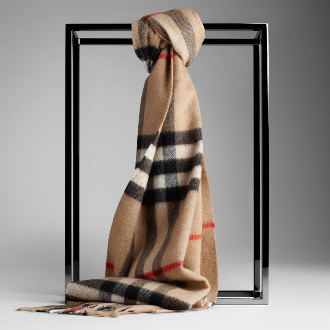 Burberry Gigante Controlla Sciarpa 32013061