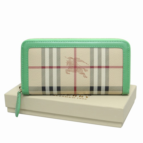 Burberry Grande Haymarket check Wallet 32330478