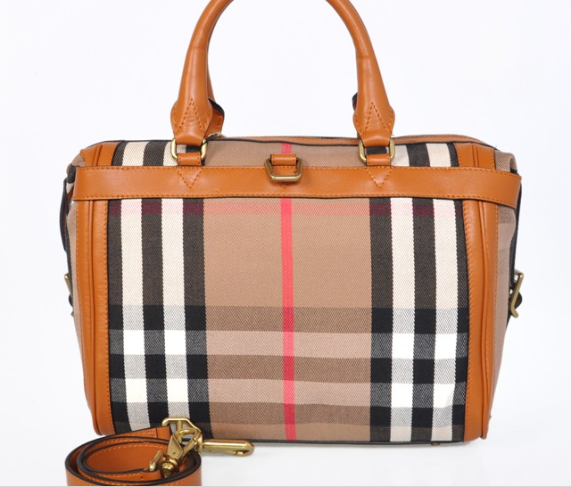 Burberry in linea Burberry 'Nova Check' Bauletto Beige e Nero