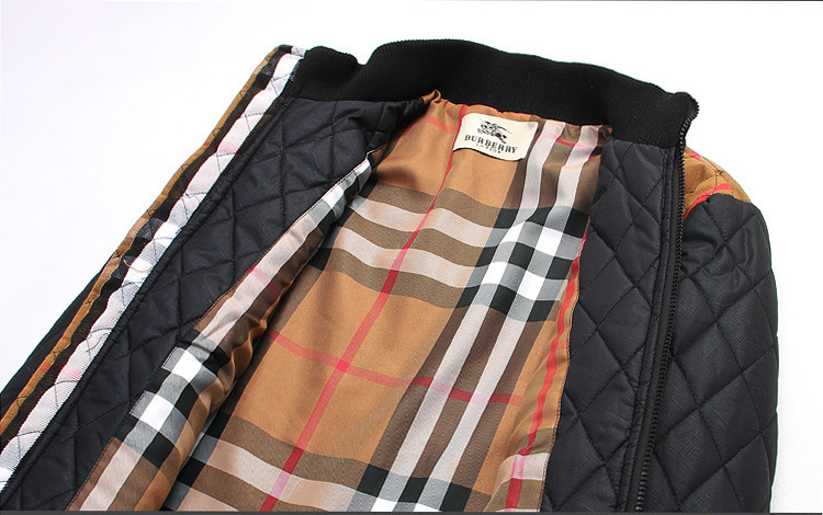 Burberry cappotti per uomo 08