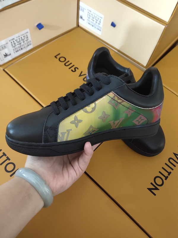 Louis Vuitton Uomo Scarpe 0009